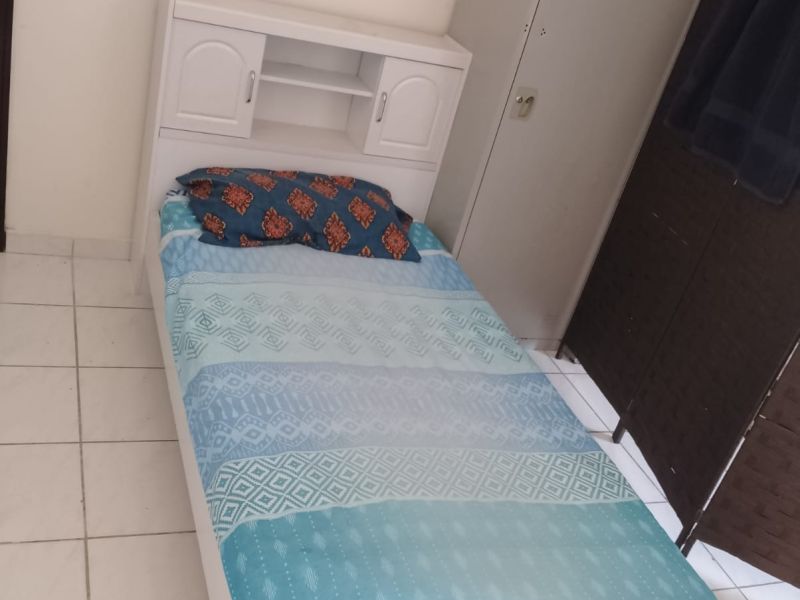 Brand New Executive Bedspace for Male in England Cluster Rent 700/- including all in